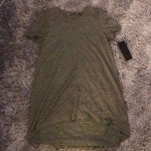 NWT Chloe K Olive Green Hi-Lo Tunic TShirt